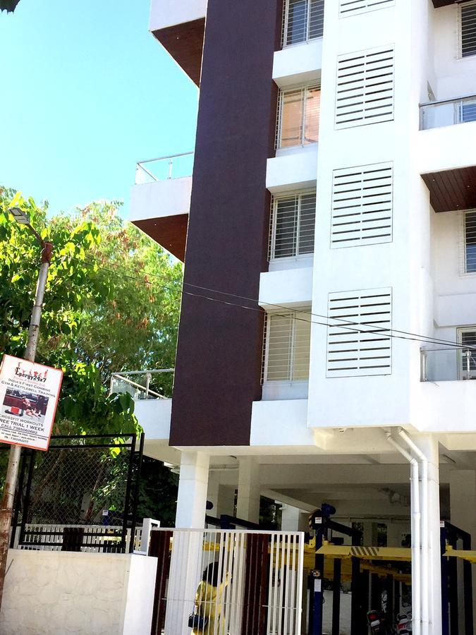 Veridical Hospitality, Baner - Pune Bed & Breakfast Luaran gambar